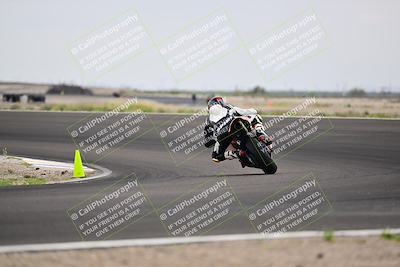 media/Apr-18-2025-TrackDaz (Fri) [[45f5874c44]]/C Group/Session 2 (Turn 10)/